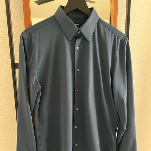 Theory Sylvain Shirt in Structure Knit
Deep Sea Blue - blueish/grey color - Picture 1 of 3